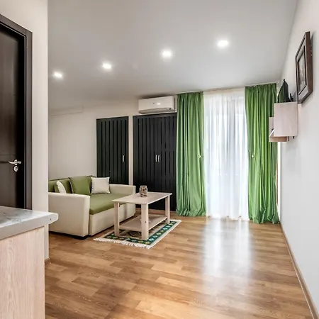 New Tiflis Apartments In Central Tbilisi Exterior photo